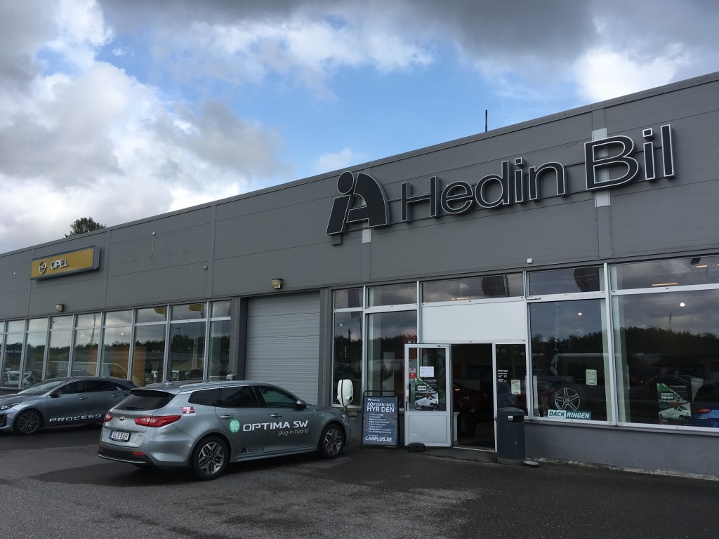 Hedin Bil Bilvaruhuset – Däckringen (Kia, Opel, Nissan), Överby, Trollhättan